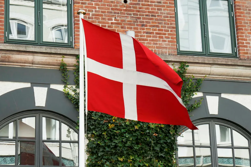 For første gang i Danmark har en boliglånskunde fått betalt for å låne penger.