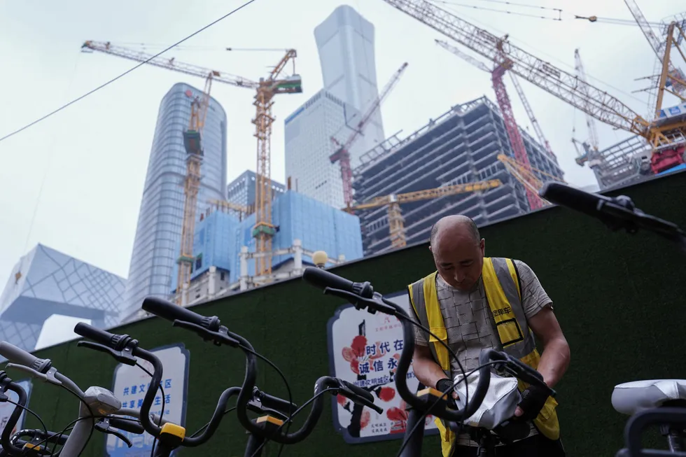 Den økonomiske veksten i Kina har falt fra starten på året. Her fra Central Business District (CBD) i Kina. Eiendomssektoren tynger på hele økonomien.