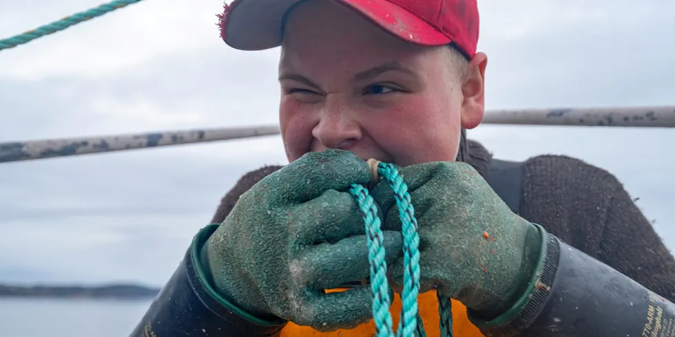 – Ser man mørkt på ting, blir det ikke noe av noe, så her er det bare å jobbe på, sier Mikkel Slotterøy Undertun (15).