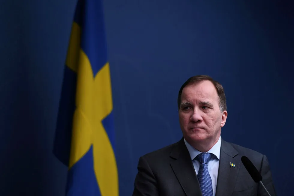 Sveriges statsminister Stefan Löfven er under hardt press for å rydde opp i den organiserte kriminaliteten.