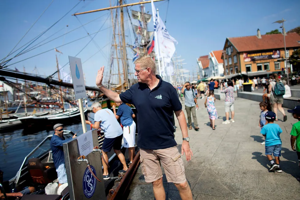 Tall Ships Races er denne uken innom en uvanlig varm oljeby. Knud Helge Robberstad er prosjektleder for arrangementet i Stavanger. Foto: Tomas Larsen