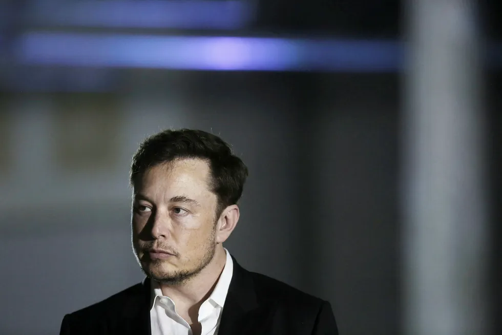 Tesla-gründer Elon Musks tvitring har denne uke spunnet mer ut av kontroll enn vanlig, selv til ham å være. Foto: Joshua Lott/AFP/NTB Scanpix