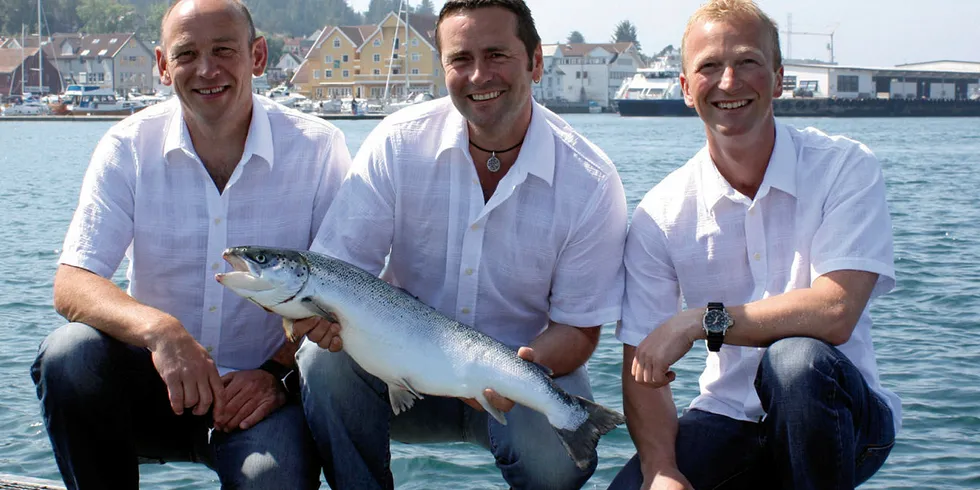 EIER OG ANSATT: Tre av eierne Bravo Seafood fra venstre, Tore Svarstad, Håkon Åsvang og Svein Helge Bruheim.