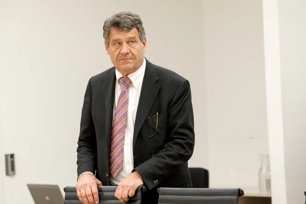 Advokat Cato Schiøtz mener styret i Equinor må foreta en ekstern vurdering av granskningen av tidligere juridisk direktør Hans Henrik Klouman.