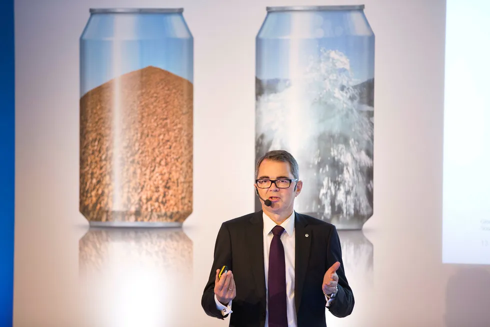 Hydro-sjef Svein Richard Brandtzæg på Hydros kapialmarkedsdag i 2015. Foto: Jeff Gilbert