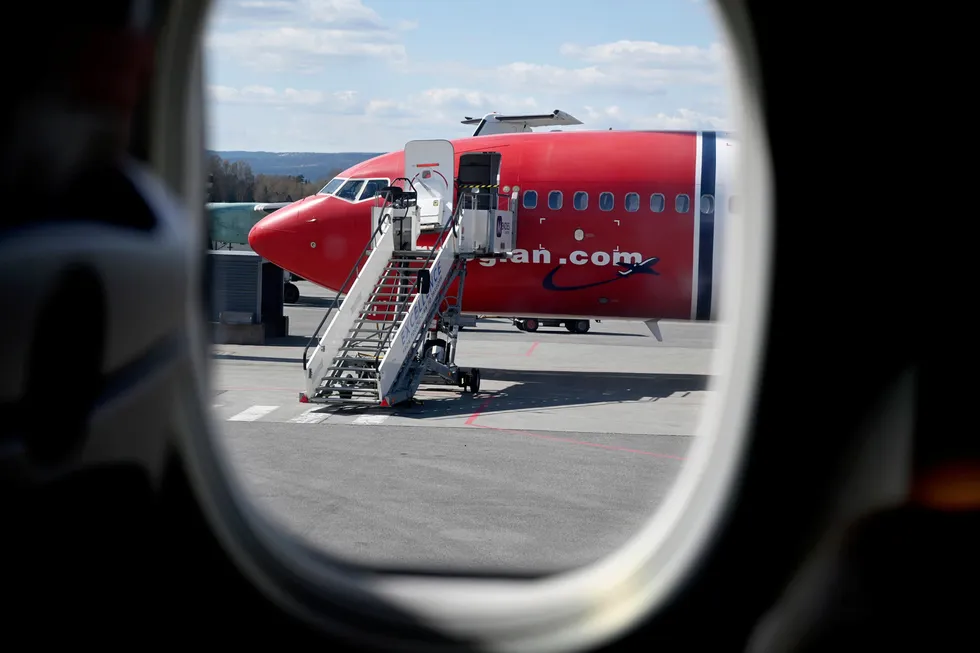 Norwegian er i ferd med å få om bord helt nye eiere, og frisk kapital kan havne på konto neste uke. Samtidig har en viktig kreditor i milliardgjelden blitt kjent gjennom et annet oppkjøp i flybransjen.