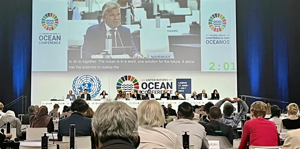 Fiskeri- og havminister Bjørnar Skjæran (Ap) talte på FNs havkonferanse i Lisboa juni 2022.