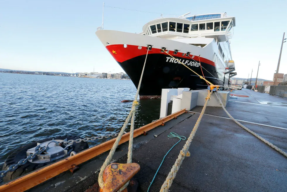 Siste generasjons hurtigrute, MS Trollfjord, ligger til kai. Foto: Terje Pedersen / NTB scanpix