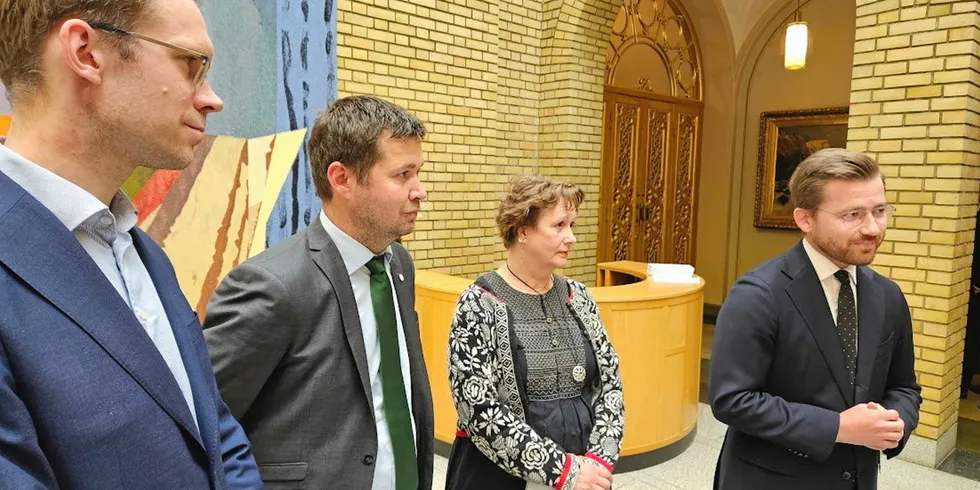 The final proposal was agreed between the Labor Party (AP), the Centre Party (SP), the Liberal Party (Venstre) and Patient Focus, which gave them the required majority in the Norwegian Parliament (the Storting).
