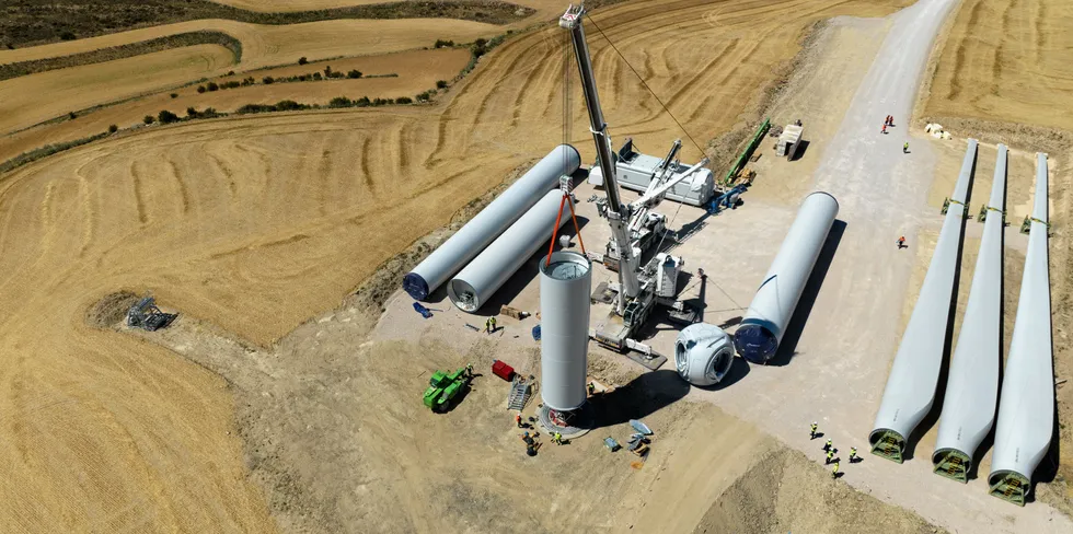 Construction of Rea Unificado wind farm in Spain on 'soft-spot' foundations