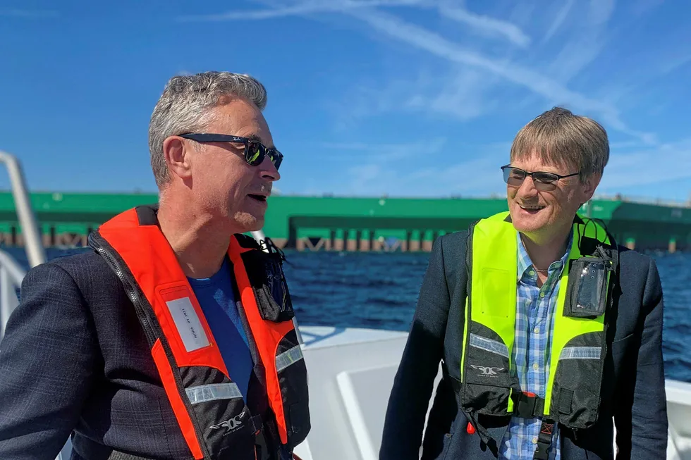Inge Berg, founder of private salmon farmer Nordlaks (right) with the Minister of Fisheries and Seafood Odd Emil Ingebrigtsen.