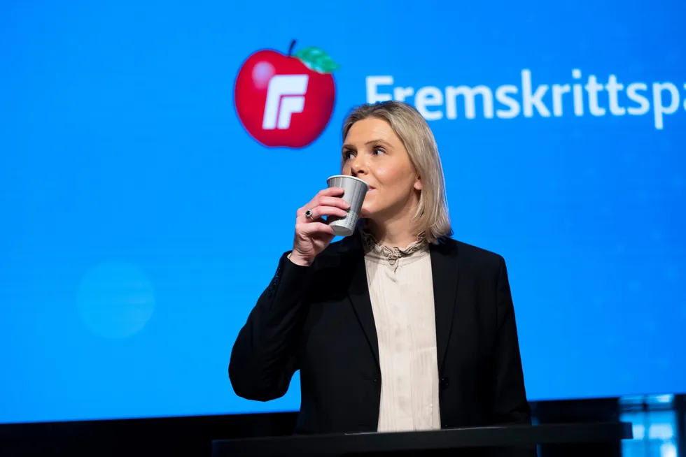 Avtroppende partileder Siv Jensen har pekt på nåværende nestleder Sylvi Listhaug som sin arvtaker.