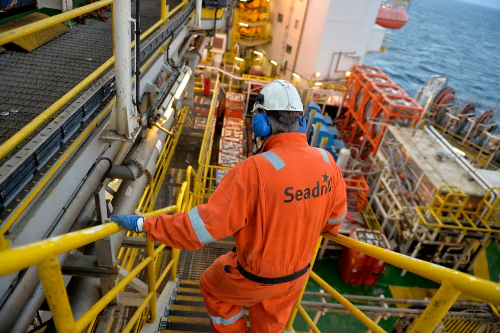 Fem heleide datterselskaper av Seadrill har søkt om konkursbeskyttelse.