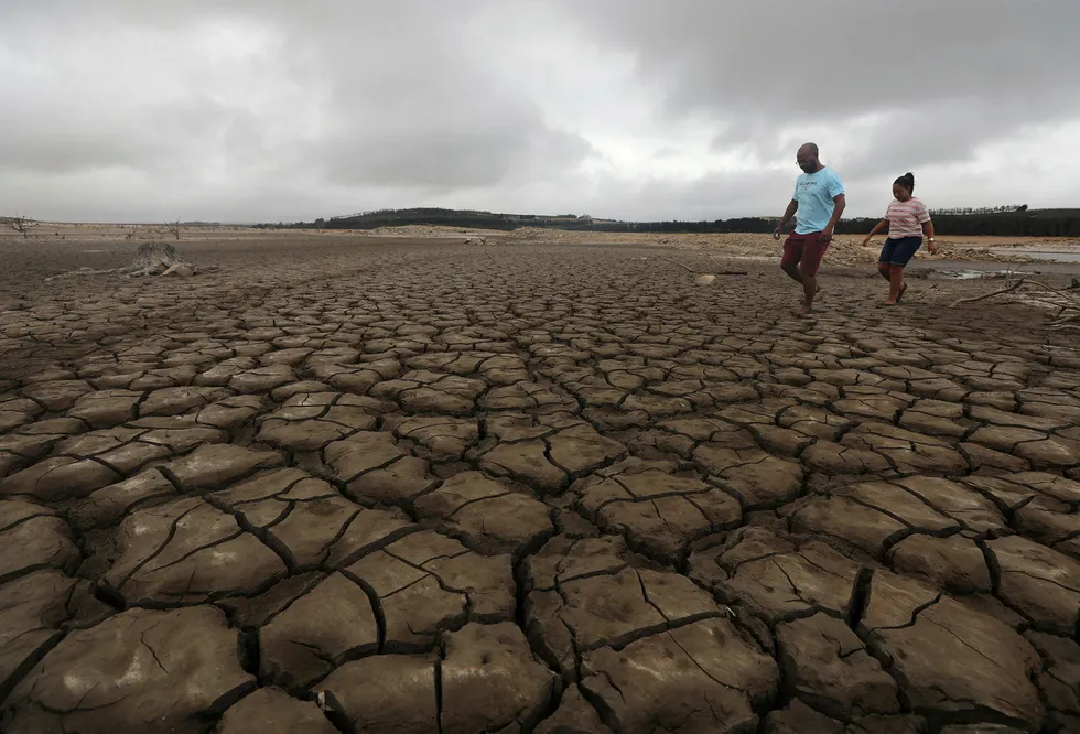 Ekstrem tørke truer hele vannforsyningen i millionbyen Cape Town. Foto: Mike Hutchings/Reuters/NTB Scanpix