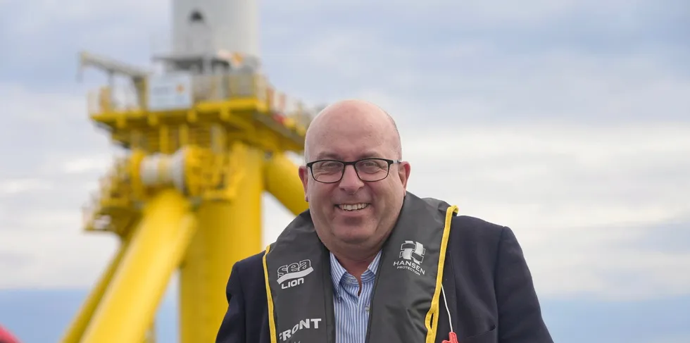 Arvid Nesse, leder av interesseorganisasjonen Norwegian Offshore Wind, er overrasket over to av de sju selskapene som søker om havvindutbygging på Sørlige Nordsjø II.