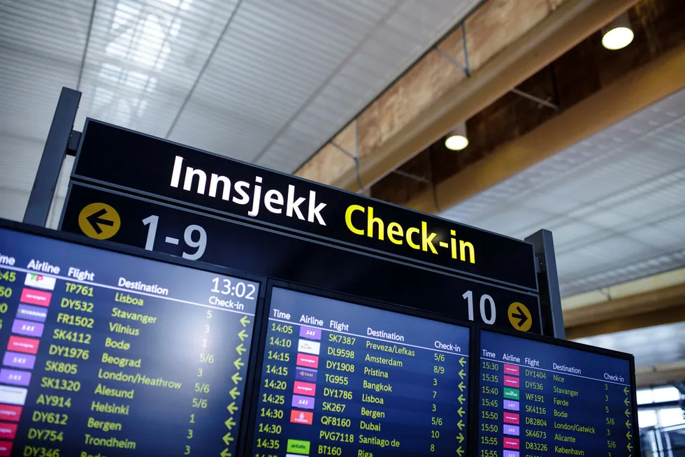 Mange er misfornøyd med flyselskapet de har reist med. Bildet viser innsjekk-tavlen på Oslo Lufthavn Gardermoen. Foto: Nicklas Knudsen