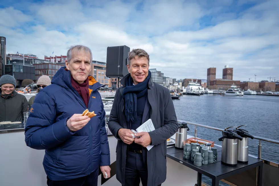 Statsminister Jonas Gahr Støre (Ap) og olje- og energiminister Terje Aasland (Ap) lanserte 29. mars i år de første utlysingene av områder for havvind i Norge. Kostnadssjokk for havvind i USA viser hvor krevende den norske satsingen kan bli.