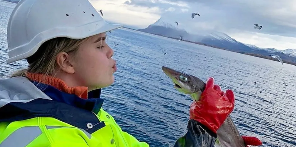 Marthe Øijord var en av åtte ungdommer fra Nordland som reiste til Oslo i februar fjor for å lære niendeklassinger i hovedstaden om sjømatnæringen.