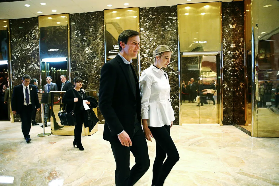 Svigersønn Jared Kushner er gift med Ivanka Trump og en av Donald Trumps viktigste rådgivere. Mandag ble det klart at han skal bære seniorrådgiver i Det hvite hus. Foto: Platt Spencer/AFP/NTB Scanpix