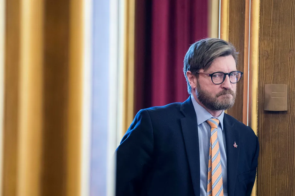 Christian Tybring-Gjedde (Frp) mener Erna Solberg bør vurdere Per Sandbergs rolle i regjeringen. Foto: Vidar Ruud/NTB Scanpix