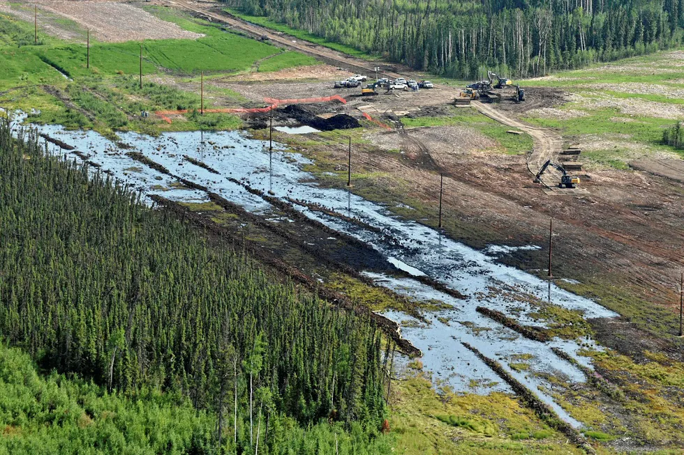 2015 pipeline spill: at Nexen's Long Lake facility