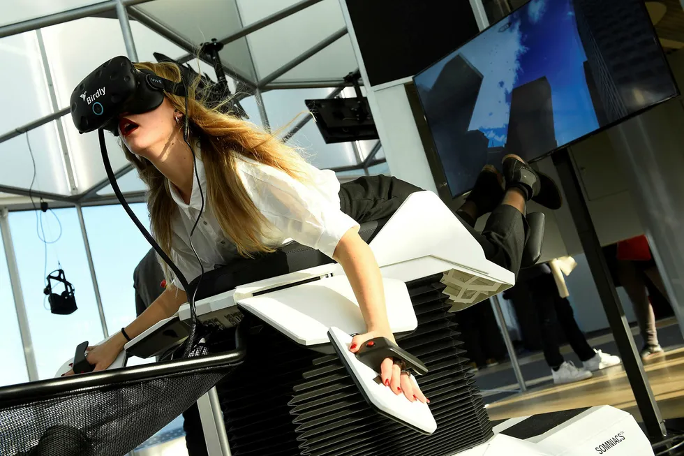 Produksjon av virtuelt innhold for annet enn spill vil ta seg opp i 2017. Alt fra nyhetsreportasjer til turistdestinasjoner og boligvisninger vil virtualiseres. Foto: NTB Scanpix/AFP/Bertrand Guay