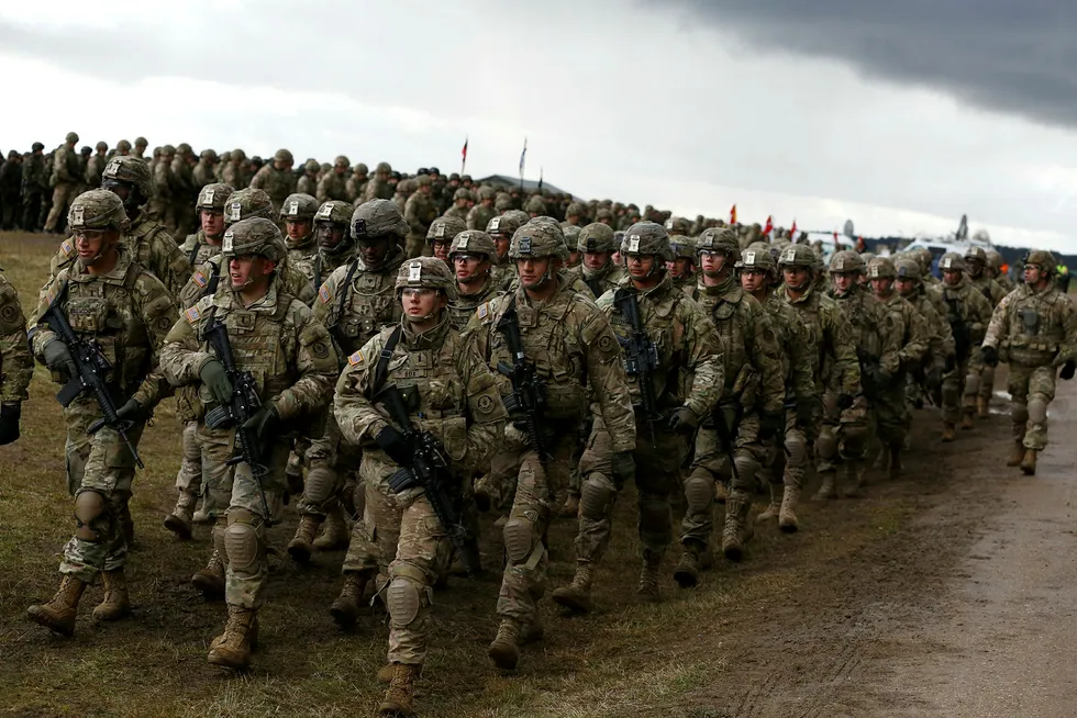 Mange land øker forsvarsutgiftene. bildet viser amerikanske soldater på Nato-øvelse i Polen denne måneden. Foto: Kacper Pempel/Reuters/NTB scanpix