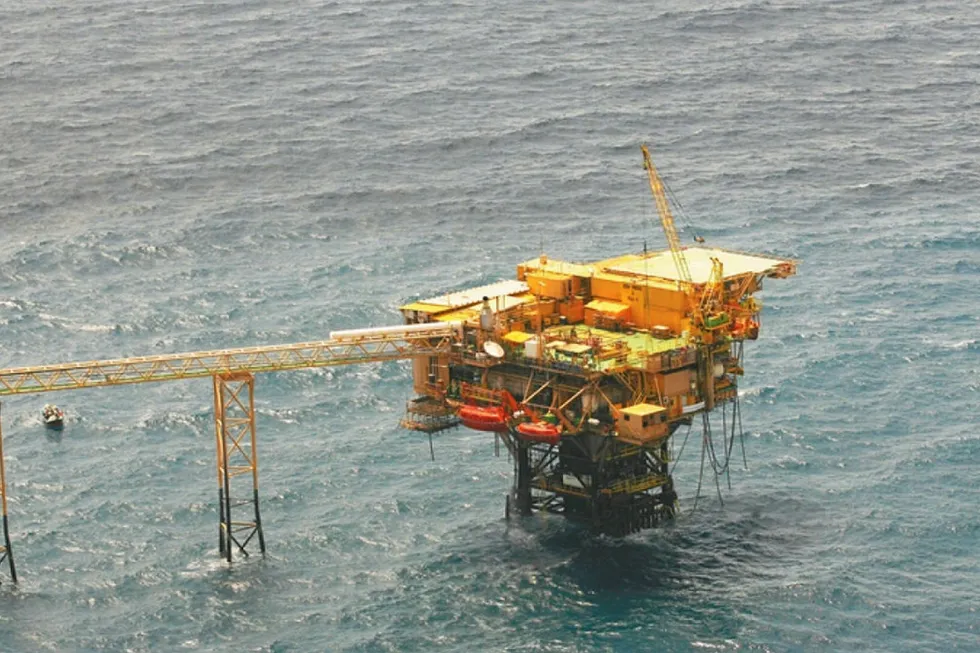 Covid-19 cases: the PXA-1 fixed platform in the shallow-water Xareu field in the Ceara basin