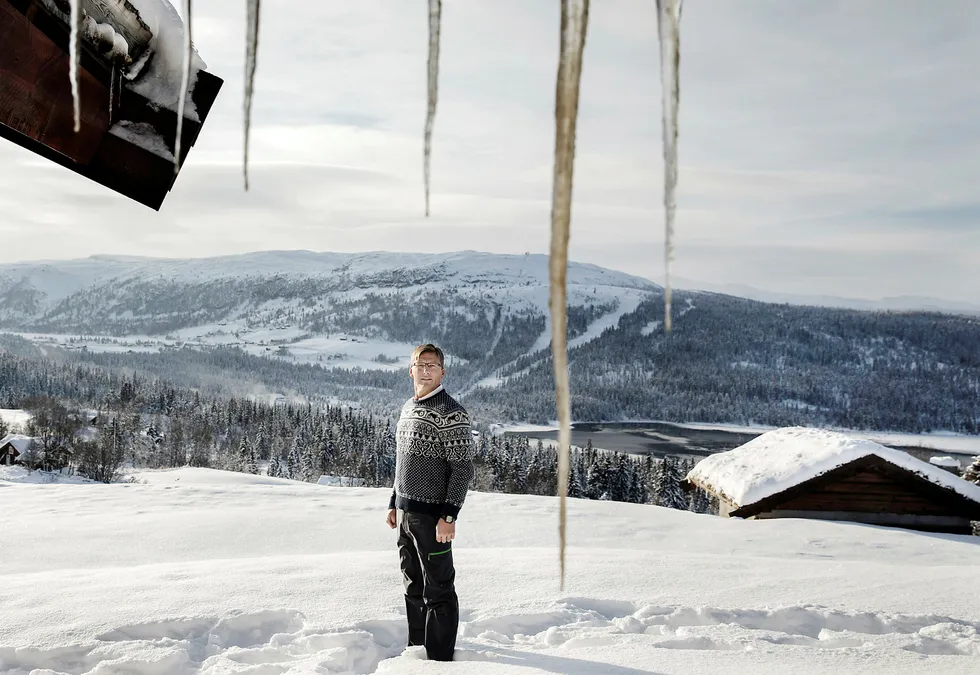 Etter at han gikk av som toppsjef i AF Gruppen, har Pål Egil Rønn kjøpt seg opp i hytteeiendommer og skiheiser i området rundt familieseteren på Gålå. Foto: Linda Næsfeldt
