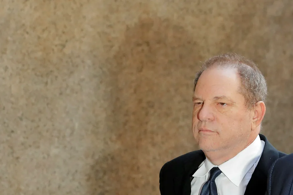 Filmprodusent Harvey Weinstein ble mandag løslatt mot kausjon. Foto: LUCAS JACKSON/Reuters
