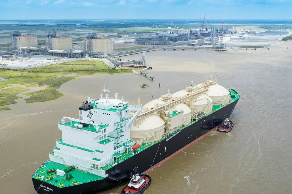 First commissioning cargo: for Cameron LNG