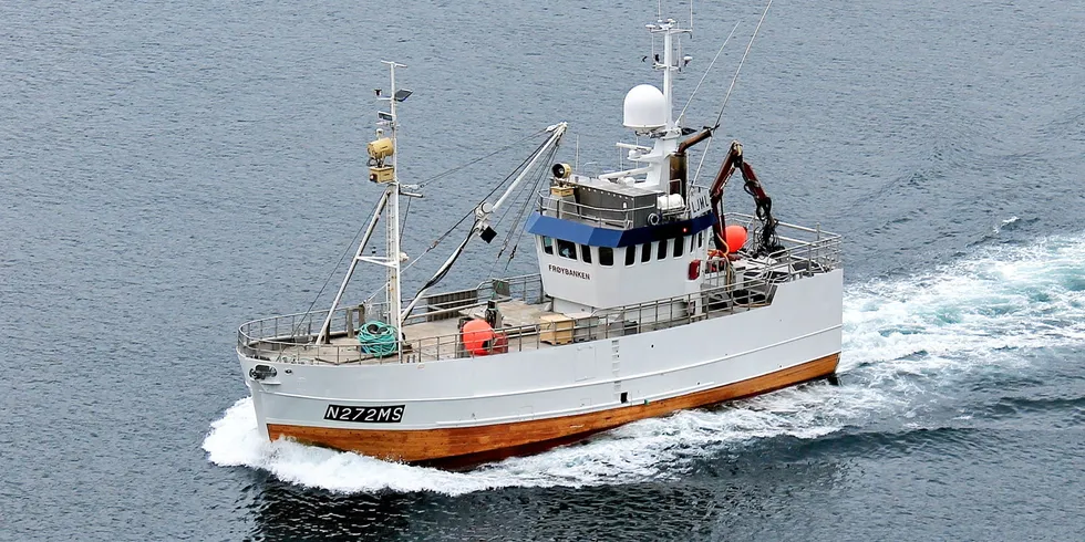 «Frøybanken» fisker for tida sei i Lofoten.