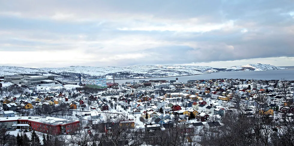 Prosjektdirektør i Jutland Invest Einar Rune Vinningland har uttrykt ønske om å bygge landbasert oppdrettsanlegg i Kirkenes kommune.