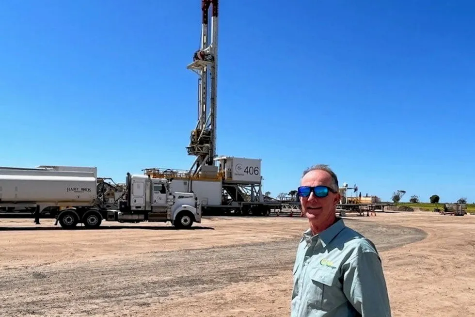 Gold Hydrogen managing director Neil McDonald in front of the drilling rig in South Australia.