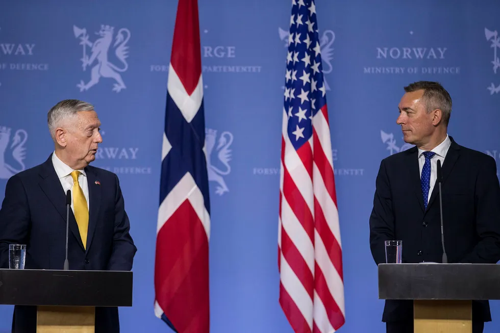 Den amerikanske forsvarsministeren James N. Mattis og forsvarsminister Frank Bakke-Jensen. Foto: Teigen, Trond Reidar/ NTB scanpix
