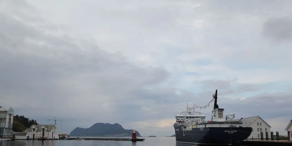 "Ronja Polaris" tatt i bruk i fjor og døpt i Ålesund i dag.