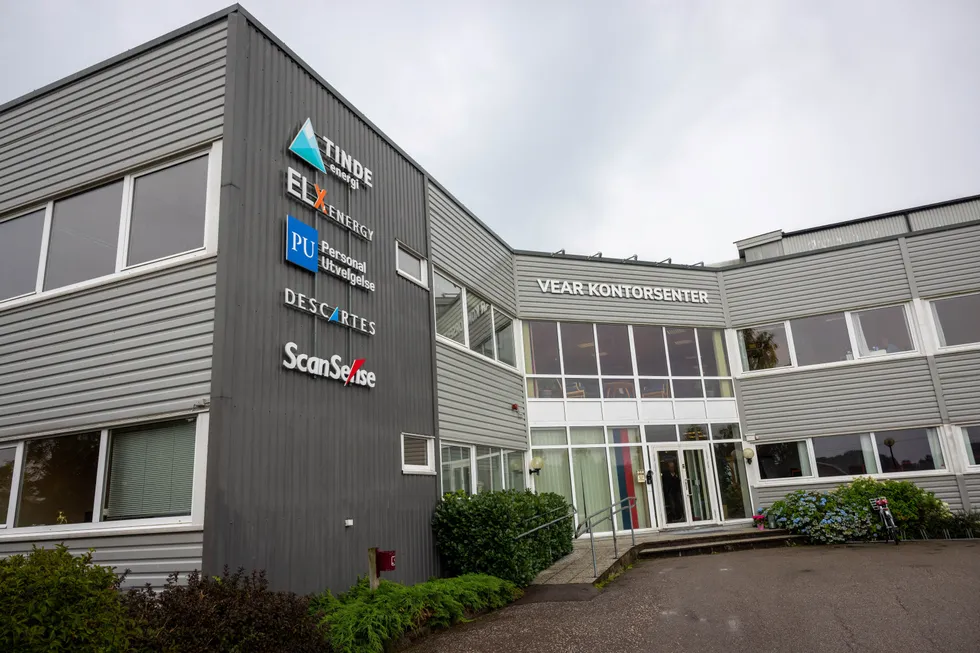 Tinde Energi holder til i Vear kontorsenter i Bekkeveien utenfor Tønsberg.