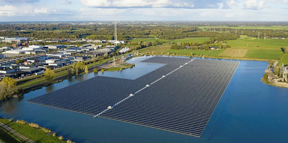 BayWA re's 14.5MW Sekdoorn, the biggest on-water PV project in the Netherlands