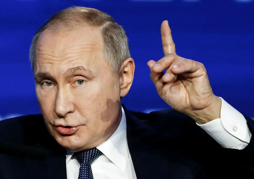 Russland og president Vladimir Putin får nå skylden for datainnbruddet på Stortinget.