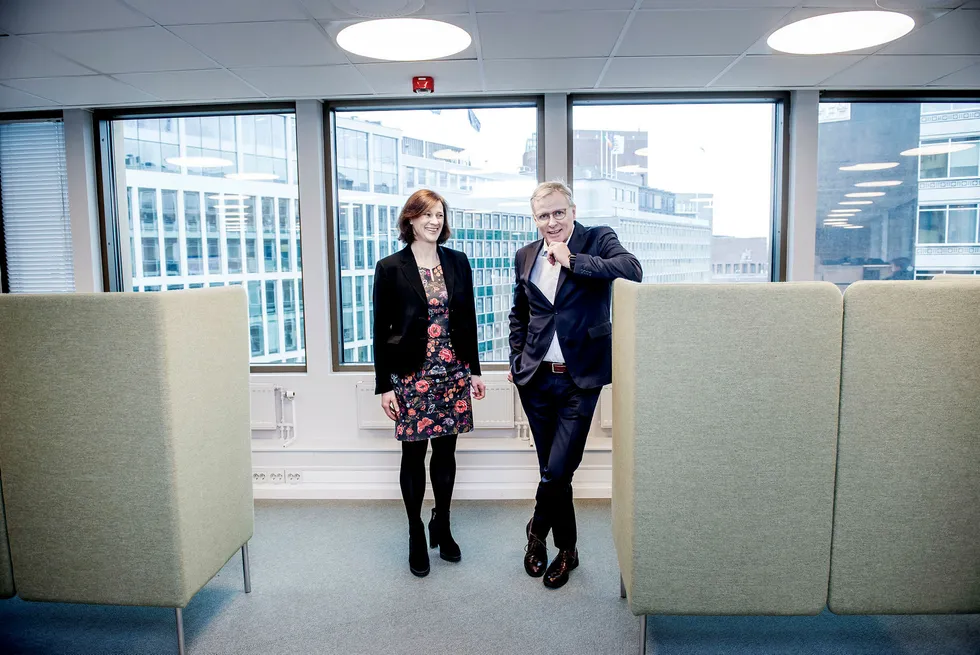 Administrerende direktør Per Høiby og styreleder Kari Holm Hejna i First House kjøper opp konsulentselskap. Foto: Gorm K. Gaare