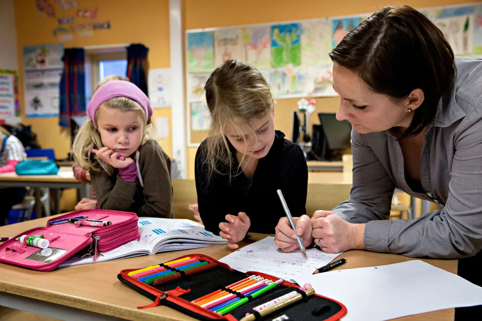 Høyre prioriterer det viktigste i skolen: en skole som gir alle elever like muligheter til å lykkes, skriver statsminister Erna Solberg.