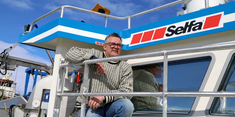 Reder Svein Harald Trondal om bord på «Kristian Gerhard» da han tok over båten fra leverandøren.