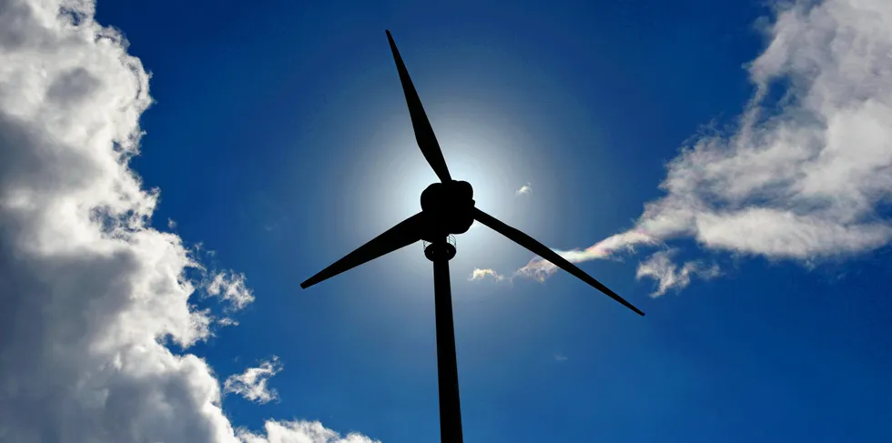 EU vil få mer fart i produksjonen av vindkraft.