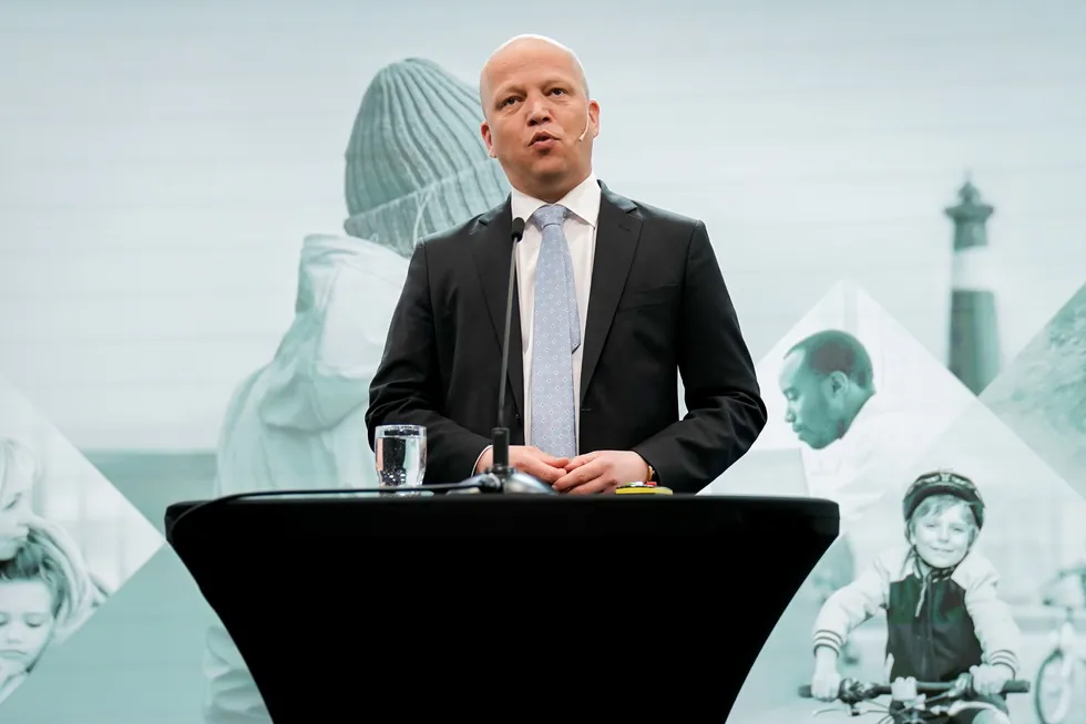 Finansminister Trygve Slagsvold Vedum (Sp) etter pressekonferansen om revidert nasjonalbudsjett for 2023.