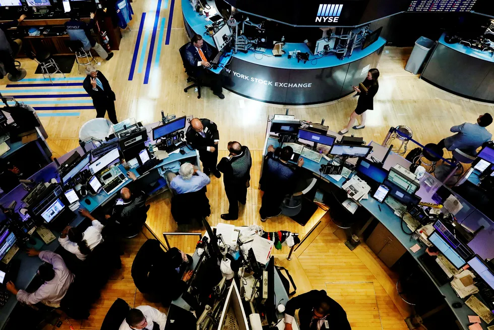Det markante fallet på verdens børser onsdag og torsdag ble fredag erstattet av pen oppgang, men investorene bør merke seg advarselen. Foto: Brendan McDermid/Reuters/NTB scanpix