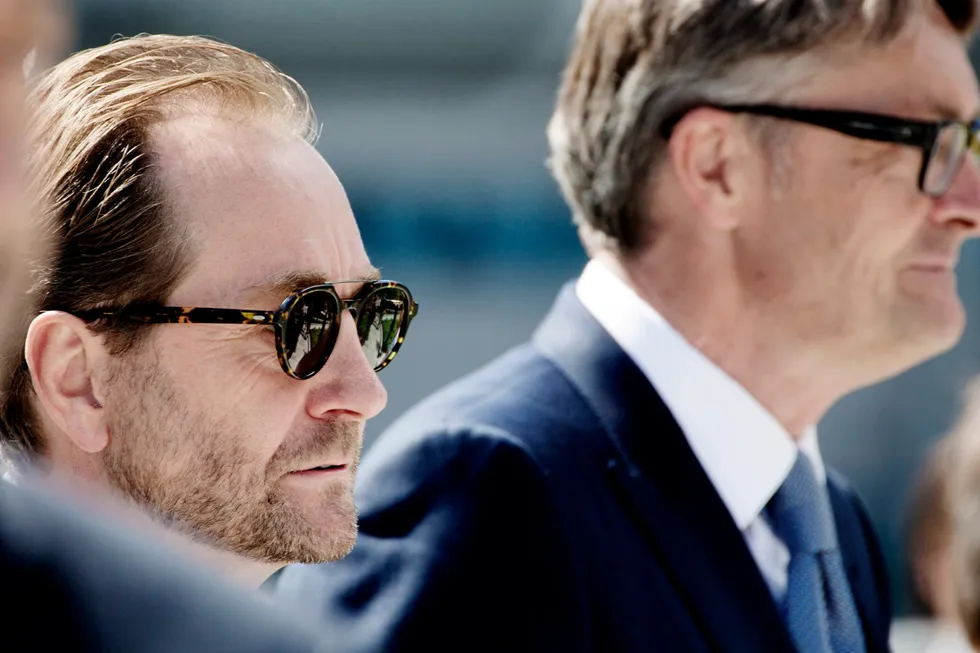 Kjell Inge Røkke (t.v.) og Øyvind Eriksen, som leder milliardærens Aker-konsern.