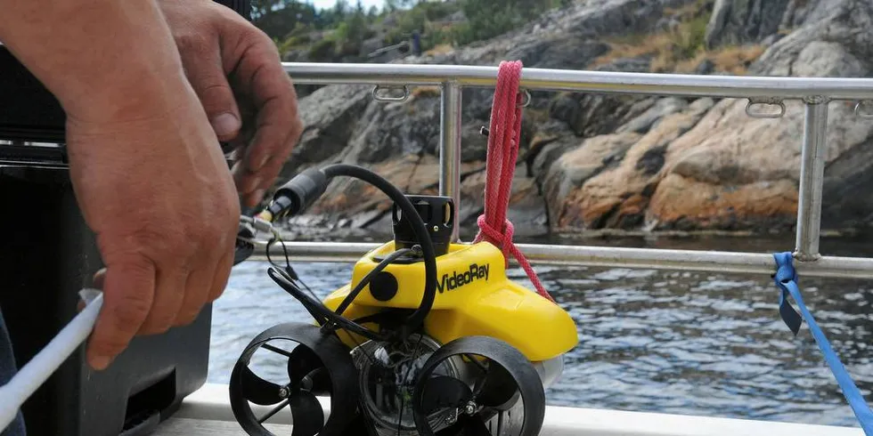 Søgne Dykkerklubb har kjøpt seg ROV som verktøy i jobben med å rydde havbunnen.Foto: Kjersti Kvile