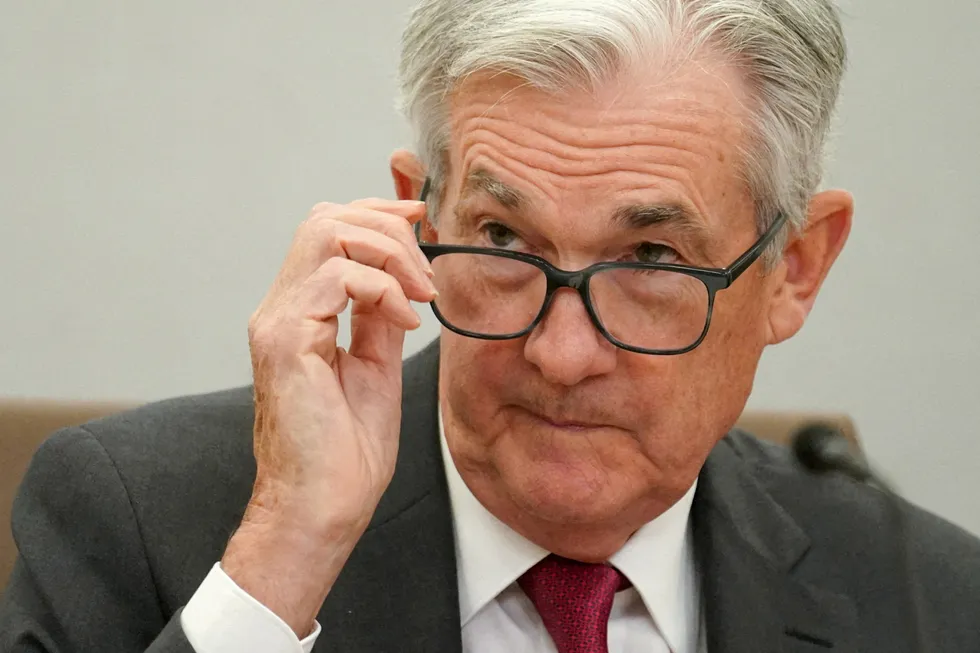 USAs sentralbanksjef Jerome Powell hintet onsdag kveld om at Fed kan komme til å servere en mindre kraftig renteheving i desember.