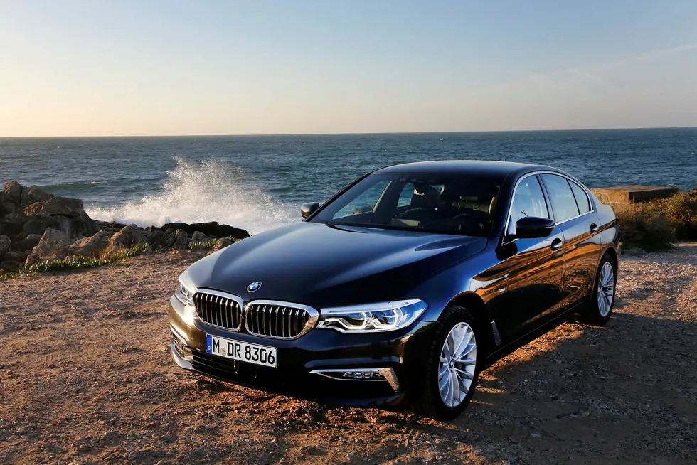 BMWs nye 5-serie er en glimrende bil. Bilen kommer til Norge i februar neste år. Foto: Embret Sæter