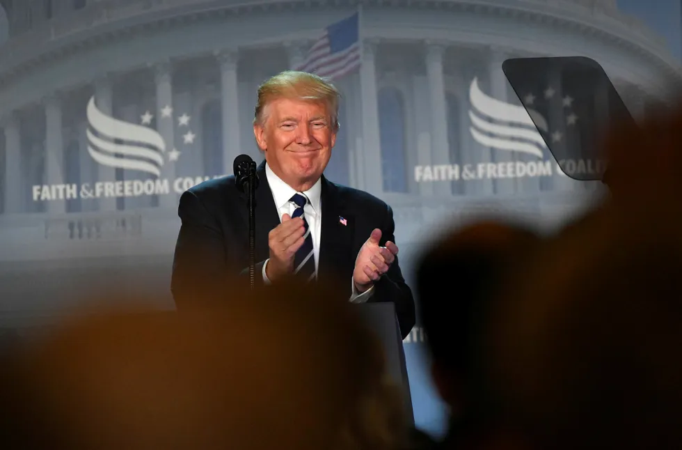 Donald Trump talte til tilhengere under en konferanse i Washington torsdag. Foto: NICHOLAS KAMM